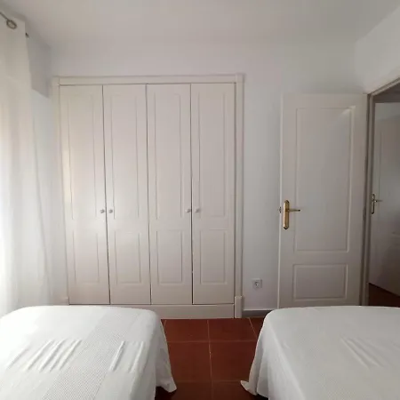 Premium 3 Alcaudon * Isla Canela